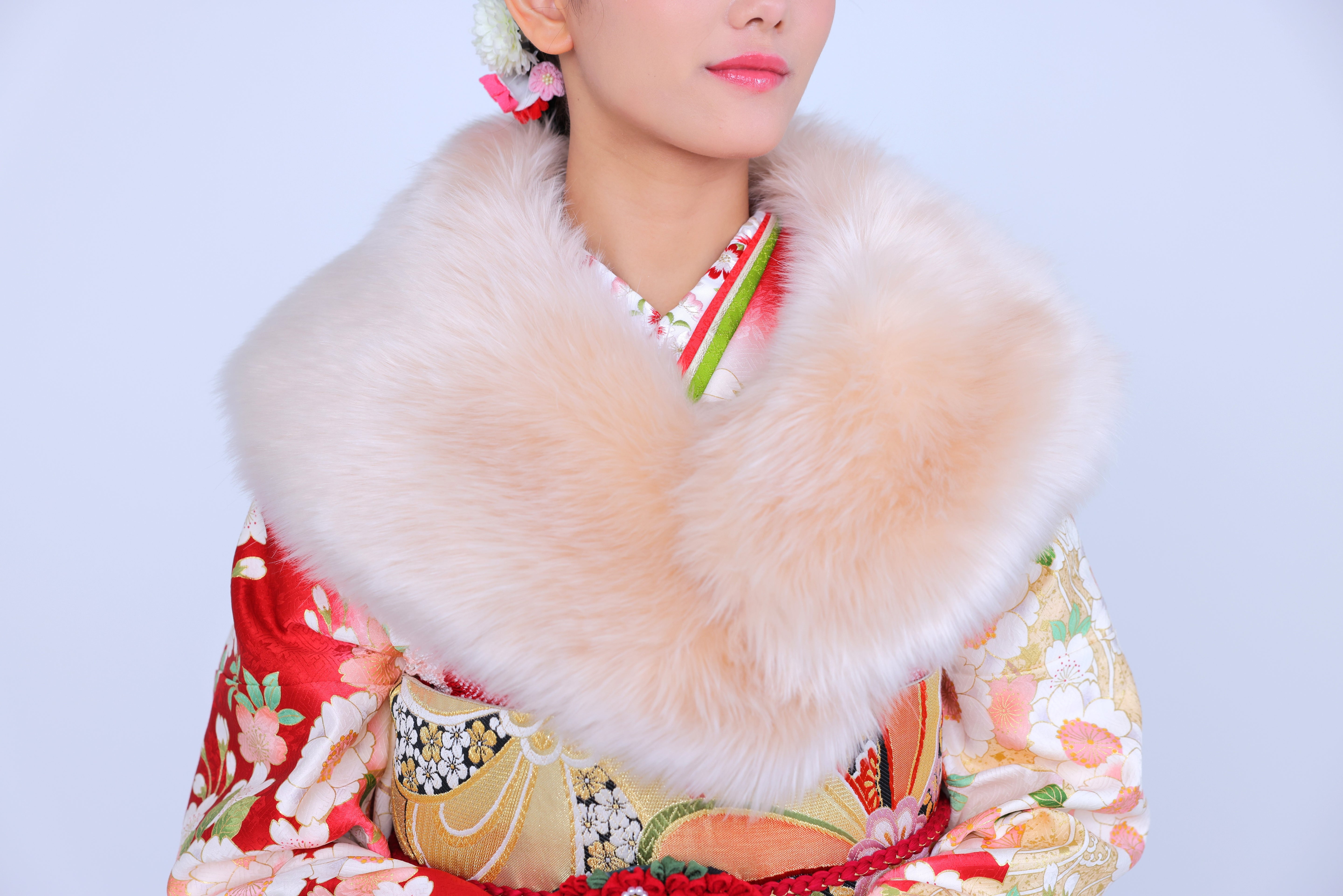 Eco fur shawl salmon pink